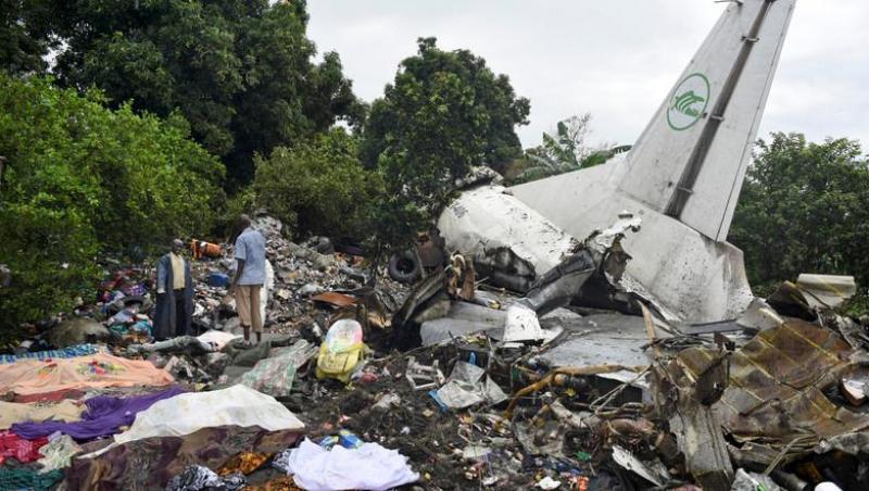 Tragedie aviatică. Zeci de morți în urma prăbuşirii unui avion de pasageri, în Sudanul de Sud