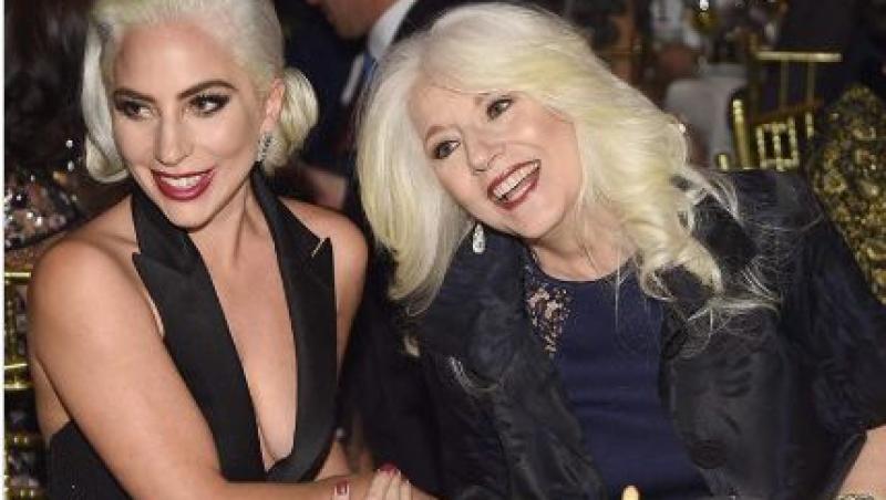 Lady Gaga si mama sa