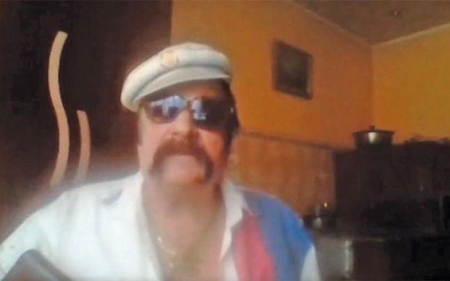 Șeful tăierilor ilegale de lemn din Iași, cu pușca pe Facebook: &bdquo;Vă &icirc;mpuşc pe cei care aţi dat declaraţii &icirc;mpotriva mea&rdquo;