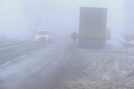 Iarna a pus stăpânire pe România. Drumuri închise și trenuri anulate. Ce spun autoritățile