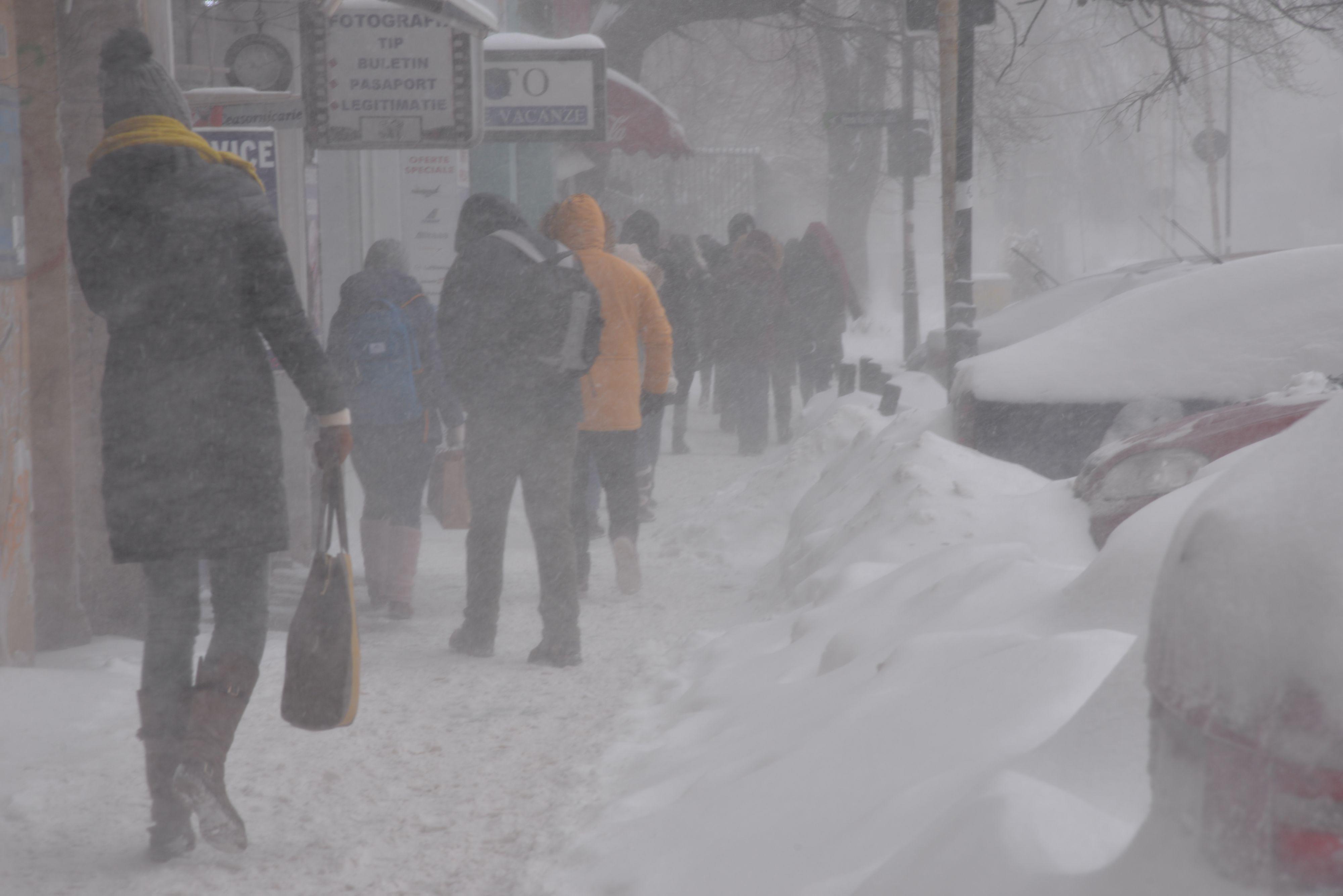 București, sub alertă meteo de ultimă oră! Avertizări nowcasting de ninsori