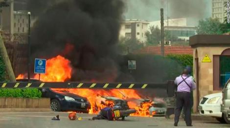Atac terorist la un hotel de lux din Kenya: Cel puțin 15 morți, dintre care un cetățean american și un britanic. Care a fost ținta