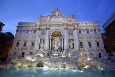 Câți bani aruncă turiștii anual în Fontana di Trevi din Roma și ce dispută au iscat