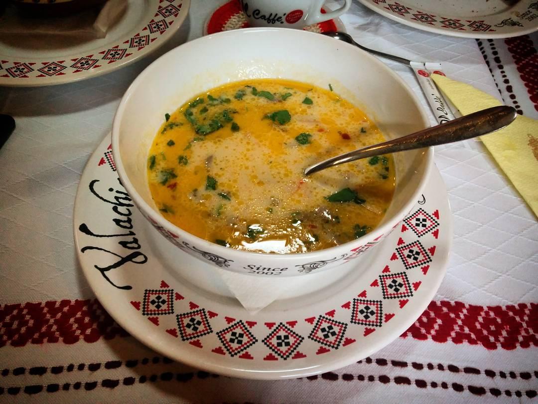 Ciorbă Rădăuțeană Rețetă autentică din Bucovina. Alternativa la Cioba de Burtă