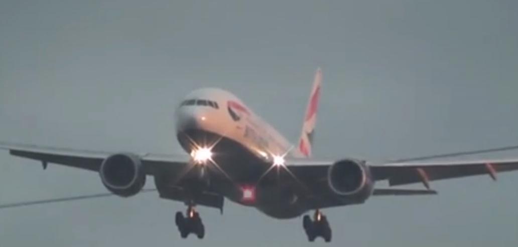 Un rom&acirc;n a pus britanicii pe jar! Au fost momente de panică &icirc;n aeroportul din Heathrow