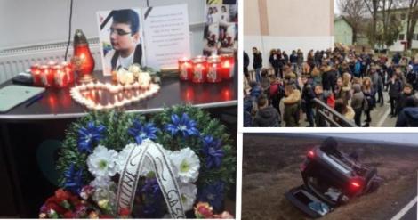 Ultim omagiu adus celor doi elevi omorâți în Tulcea de către un șofer beat. Sute de prieteni, colegi și profesori i-au plâns astăzi pe cei doi băieți