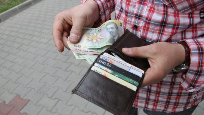 Vestea așteptată de toți pensionarii! Nu vor mai fi nevoiți să aștepte banii de la stat!