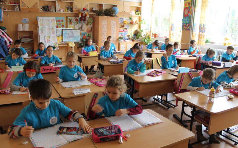 Apelul disperat al unei mame către Ministrul Educației: ,,Nu ne nenorociți copiii! Trebuie să existe viață și dincolo de acest sistem de &icirc;nvățăm&acirc;nt bolnav și găunos"