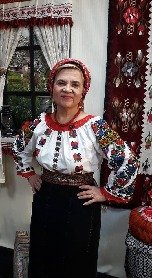 O c&acirc;ntăreață de muzică populară, sf&acirc;șiată de durere, după ce soțul ei a murit! A făcut anunțul pe Facebook: &rdquo;După 33 de ani &icirc;n care am fost &icirc;mpreună, a plecat &icirc;n lumea fără dor!&rdquo;