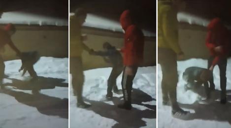 Video! Copil necăjit din Botoșani, lovit în cap cu pumnii și picioarele de doi adolescenți: "- Îţi mai dau, mă? Mai vrei?"