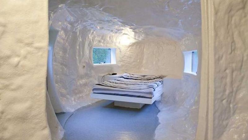 Unul dintre cele mai stranii hoteluri din lume are forma unui colon! Cât costă cazarea pentru o noapte – GALERIE FOTO