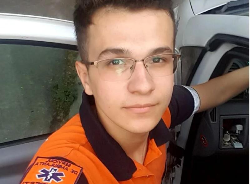 Mihai Daniel, eroul care l-a salvat pe t&acirc;nărul căzut pe șine, la metrou, rememorează incidentul. Cum s-a &icirc;nt&acirc;mplat totul