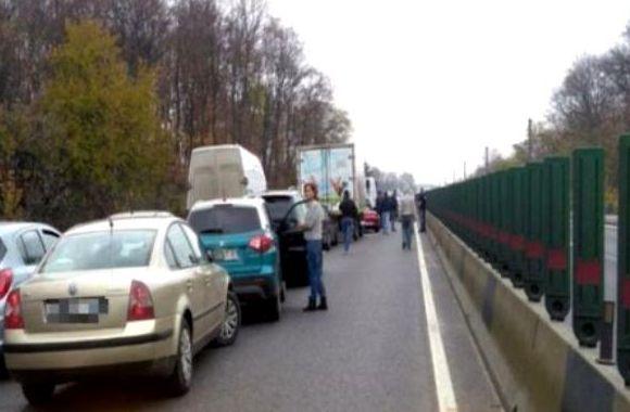 Accident pe Centura Capitalei. Un pieton a fost lovit de două mașini