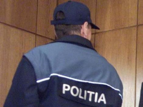 Polițist din București arestat pentru că cerea taxă de protecție