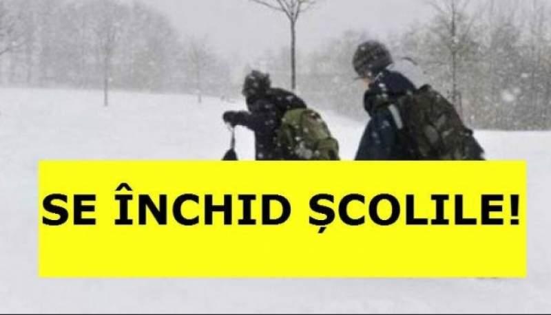 UPDATE: Epidemie de gripă &icirc;n Rom&acirc;nia. C&acirc;te școli &icirc;și suspendă cursurile și unde