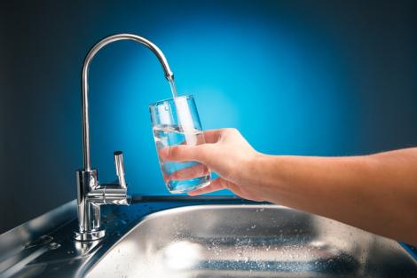 Reacția ministrului Sănătății, după ce Apa Nova a declarat că apa bucureștenilor este potabilă: ”Am recomandat, nu am obligat populaţia”