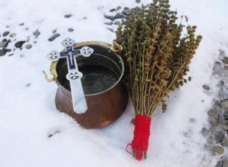 Obiceiuri și tradiții de Bobotează. Ce trebuie să facem până pe 6 ianuarie pentru a sărbători Botezul Domnului