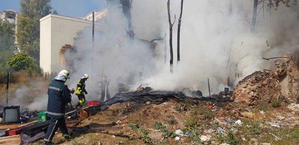 Ultimă oră! Incendiu &icirc;n centrul Capitalei, aproape de ANAF! Foto