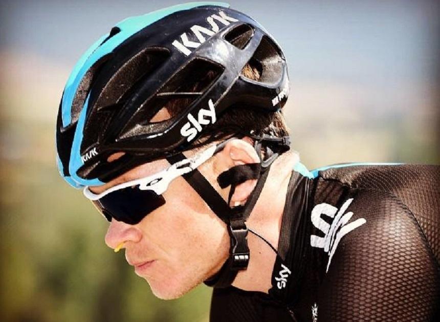 Ciclistul Chris Froome, accidentat grav &icirc;n iunie, şi-a reluat antrenamentele
