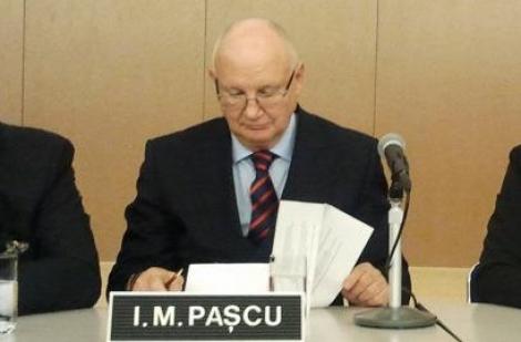 Ioan Mircea Paşcu, fost europarlamentar: Doresc sa fac public faptul ca mi-am anunţat candidatura la postul de comisar al României pe transporturi. Doamna prim-ministru este la curent cu candidatura mea.