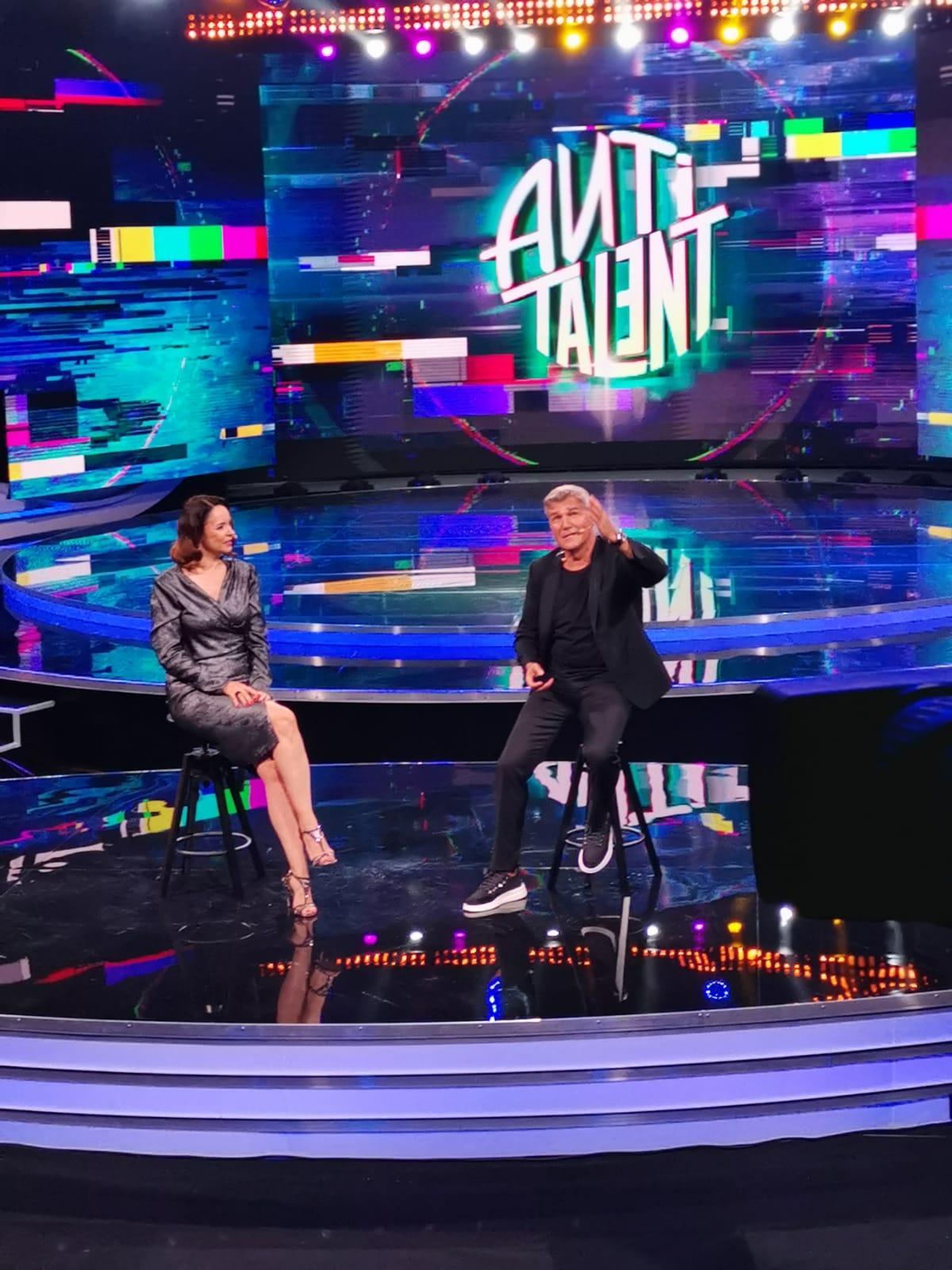 Andreea Marin, invitat special în premiera show-ului de umor Antitalent