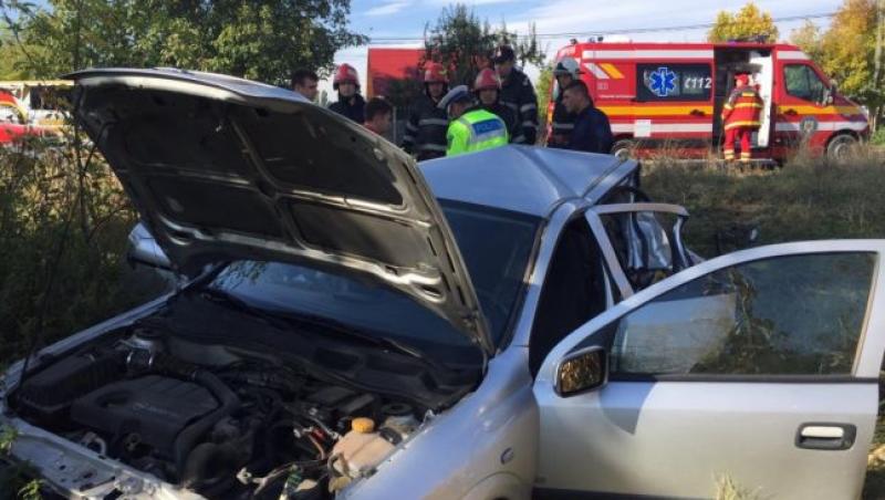 Accident cu șase victime în județul Bacău! Două autoturisme s-au lovit frontal