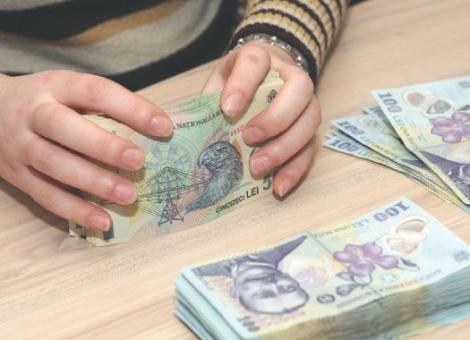 Bomba momentului: cresc salariile românilor! Cine primește mai mulți bani lunar