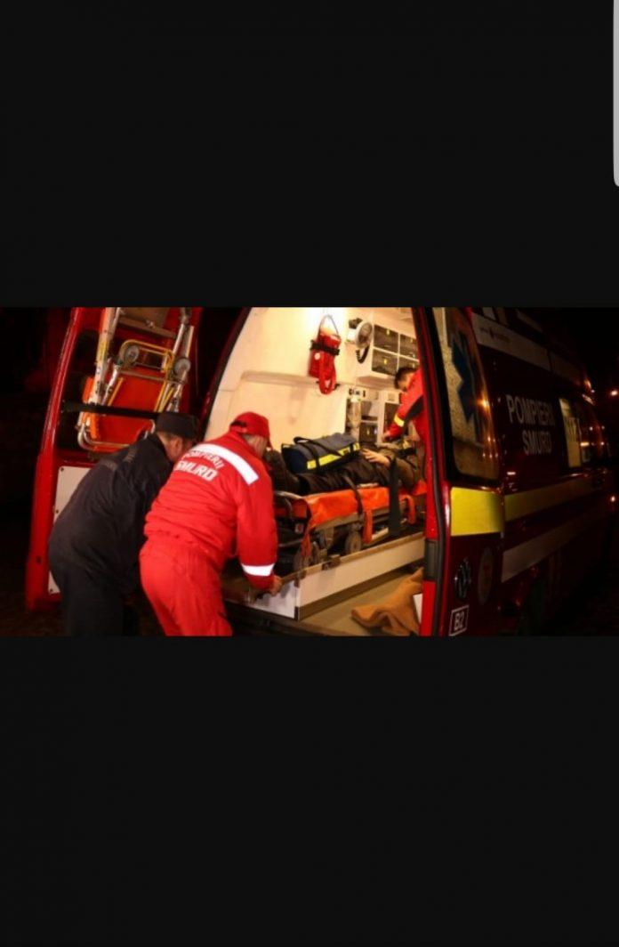 Un t&acirc;năr cu probleme psihice și-a &icirc;njunghiat părinții după o ceartă! Acesta se afla acum &icirc;n arestul poliției