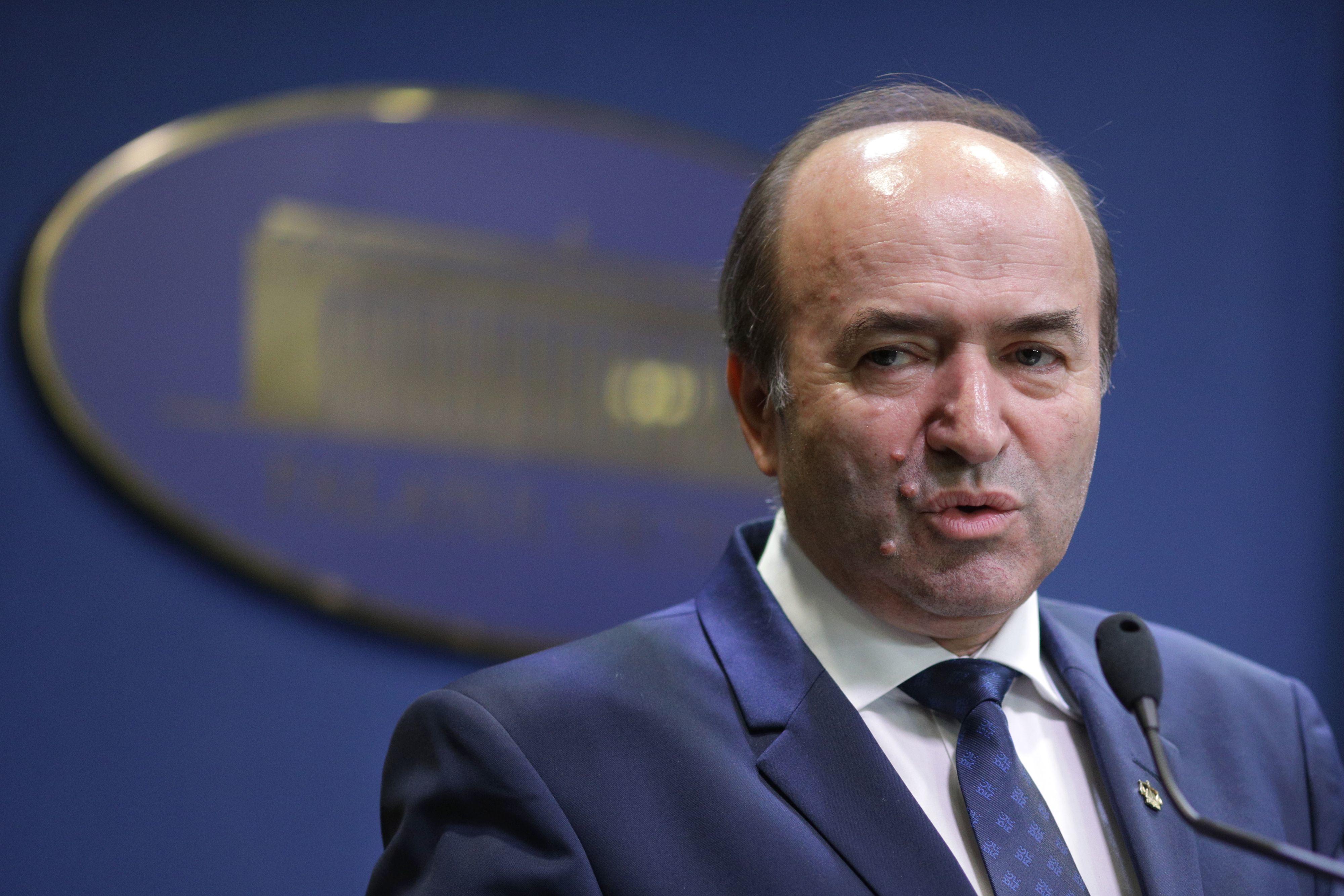 Tudorel Toader vine cu noi precizări: Dacă o celulă dintr-un pavilion nu &icirc;ndeplineşte standardele CEDO, beneficiile recursului compensatoriu se extind inclusiv asupra deţinuţilor cazaţi &icirc;n condiţii corespunzătoare