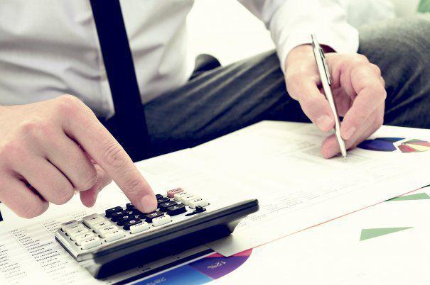 ANALIZĂ: Media &icirc;nt&acirc;rzierilor pentru facturile ne&icirc;ncasate este de 354 de zile de la data emiterii pentru firmele din Rom&acirc;nia