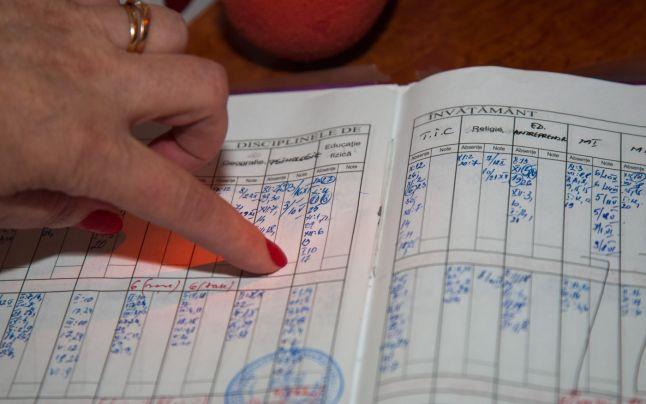 Alocațiile elevilor vor putea fi tăiate parțial sau complet, dacă aceștia au absențe nemotivate. Care este numărul maxim admis