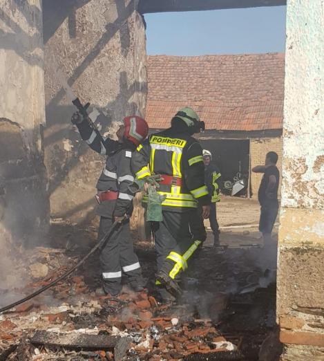 Incendiu la un magazin de textile din Timișoara