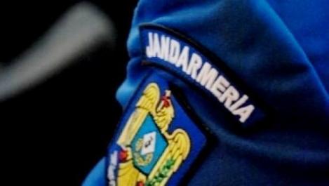 Botoşani: Jandarm de 42 de ani, împuşcat accidental de un coleg în timpul unei şedinţe de tragere; victima se află la spital