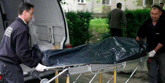 &Icirc;și duceau mama acasă, pentru &icirc;nmorm&acirc;ntare. &Icirc;n ambulanță, &bdquo;moarta&rdquo; a &icirc;nceput să se miște. Ce s-a &icirc;nt&acirc;mplat c&acirc;nd au ajuns, din nou, la spital &icirc;ntrece orice imaginație!