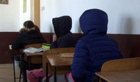 Copii din 45 de orașe vor învăța în frig. Rectificarea bugetară a Guvernului demis distruge oraşele mici şi mijlocii din România
