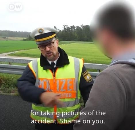 VIDEO - Reacția surprinzătoare a unui polițist în trafic: „Vrei să vezi oameni morți? Hai să ți-i arăt!”