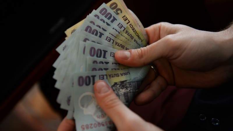Salariile românior, schimbare uriașă! Cine ia mai puțin bani