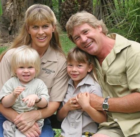 Steve Irwin zâmbește din Cer! Bindi, fetița lui neînfricată, se mărită! Cum arată azi copiii „vânătorului de crocodili”