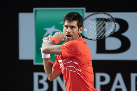 Novak Djokovici s-a calificat în sferturile de finală ale turneului de la Tokyo