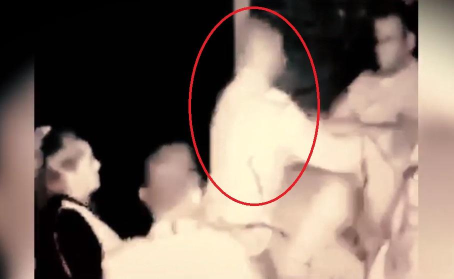 VIDEO | Momentul &icirc;n care fiul lui Sile Cămătaru &icirc;njunghie un t&acirc;năr &icirc;n fața unui club din Timișoara