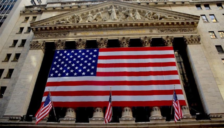 Sondaj: Peste două treimi dintre americani se pregătesc pentru o posibilă recesiune