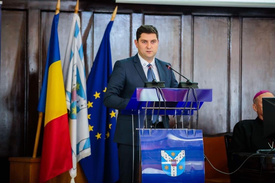 Bogdan Cojocaru, deputat PSD: Guvernarea PNL va arăta exact ca negocierile dintre partidele din opoziţie, adică bazată pe ne&icirc;ncredere, şantaj şi t&acirc;rguieli interminabile. Va fi o guvernare de tip balamuc