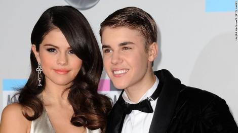 Cât suferă Selena Gomez după Justin Bieber! Artista își spune, în sfârșit, povestea