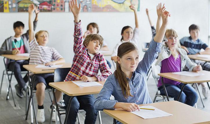 Efectele reducerii numărului de ore școlare: vor fi concediați 25.000 de profesori