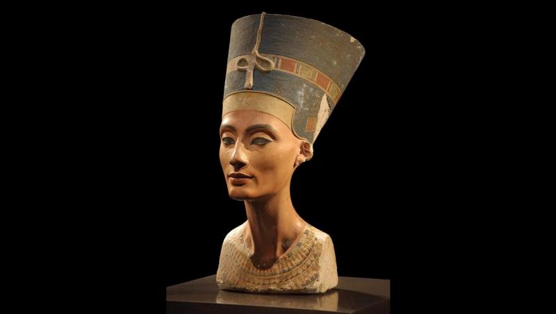 Bustul lui Nefertiti