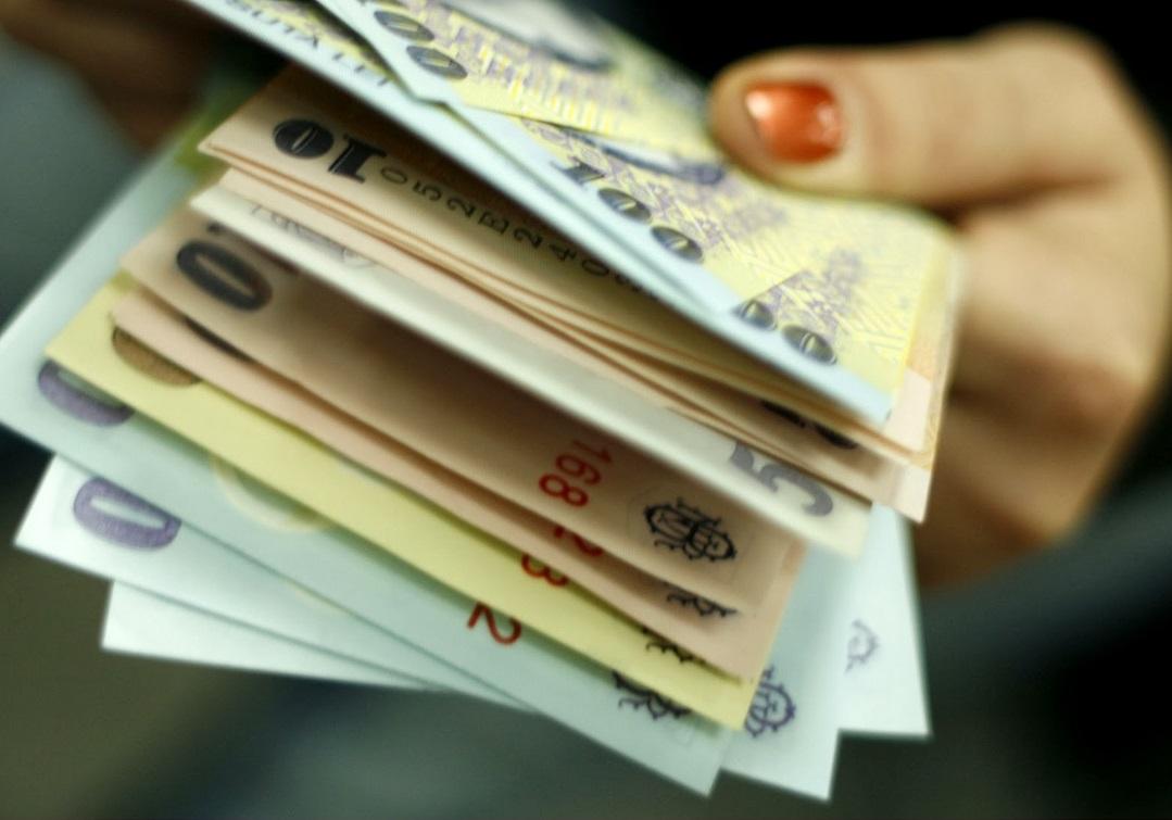 Situație critică &icirc;n Vrancea! Aproximativ 100 de școli au rămas fără bani de salarii pentru profesori