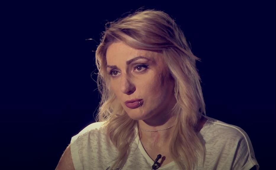 Adina Apostol, supraviețuitoare a incendiului din Colectiv, destăinuiri tulburătoare! Ce i-a salvat viața. &bdquo;Au &icirc;nceput să pl&acirc;ngă instant&rdquo;