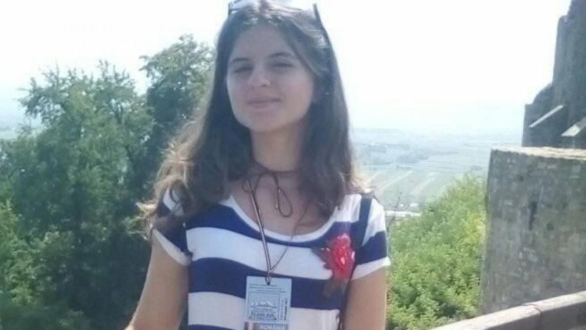 Părinții Alexandrei Măceșanu, lovitură teribilă! Au fost &icirc;ngenucheați de durere! &rdquo;S-a stins repede&rdquo;