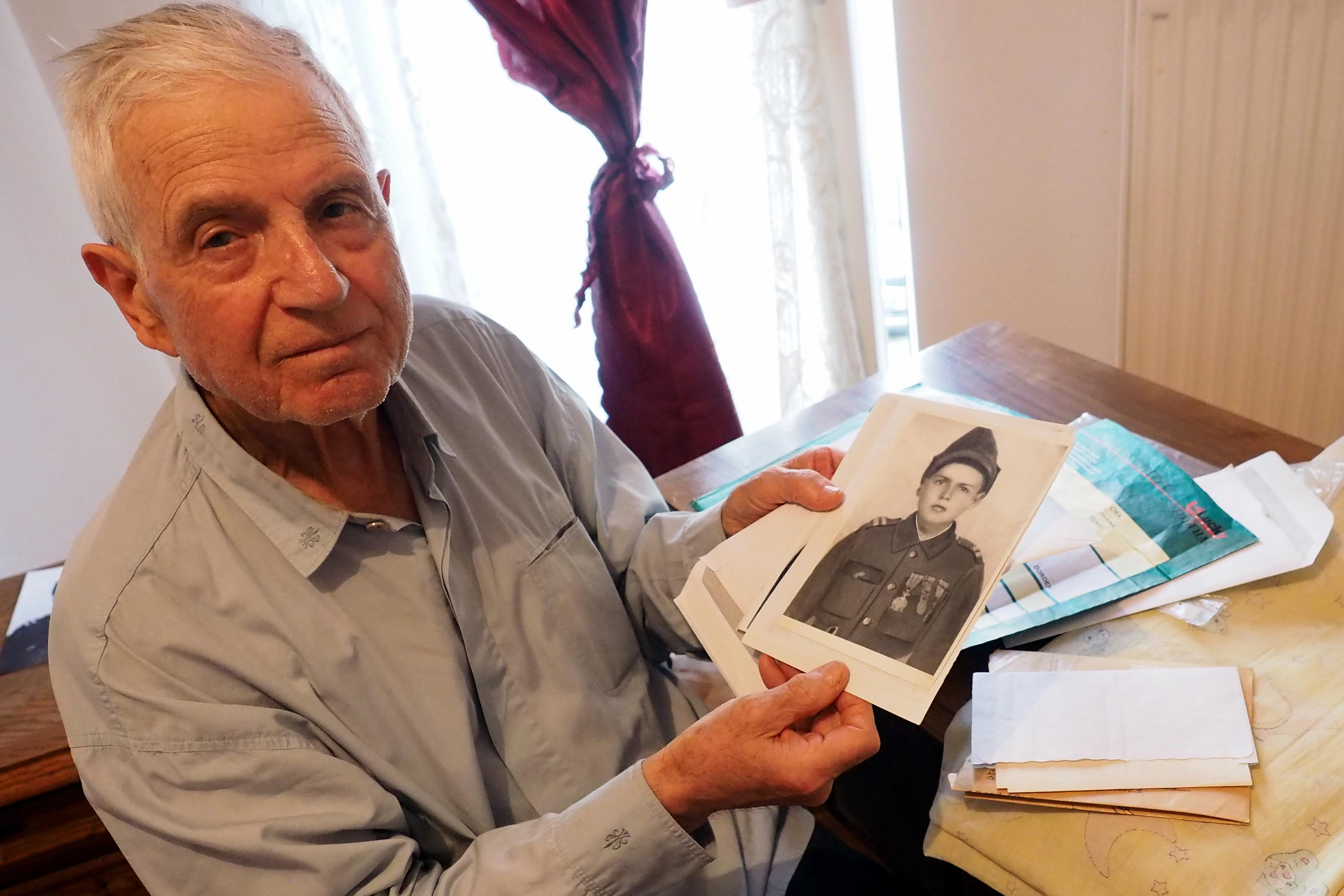 &rdquo;Mai dă-l &icirc;n p***a mă-sii!&rdquo;. Și-a sacrificat copilăria pe front, pentru Rom&acirc;nia, iar statul i-a &rdquo;mulțumit&rdquo; umilindu-l! L-au aruncat pe stradă!&nbsp;Mesajul lui, zguduitor!