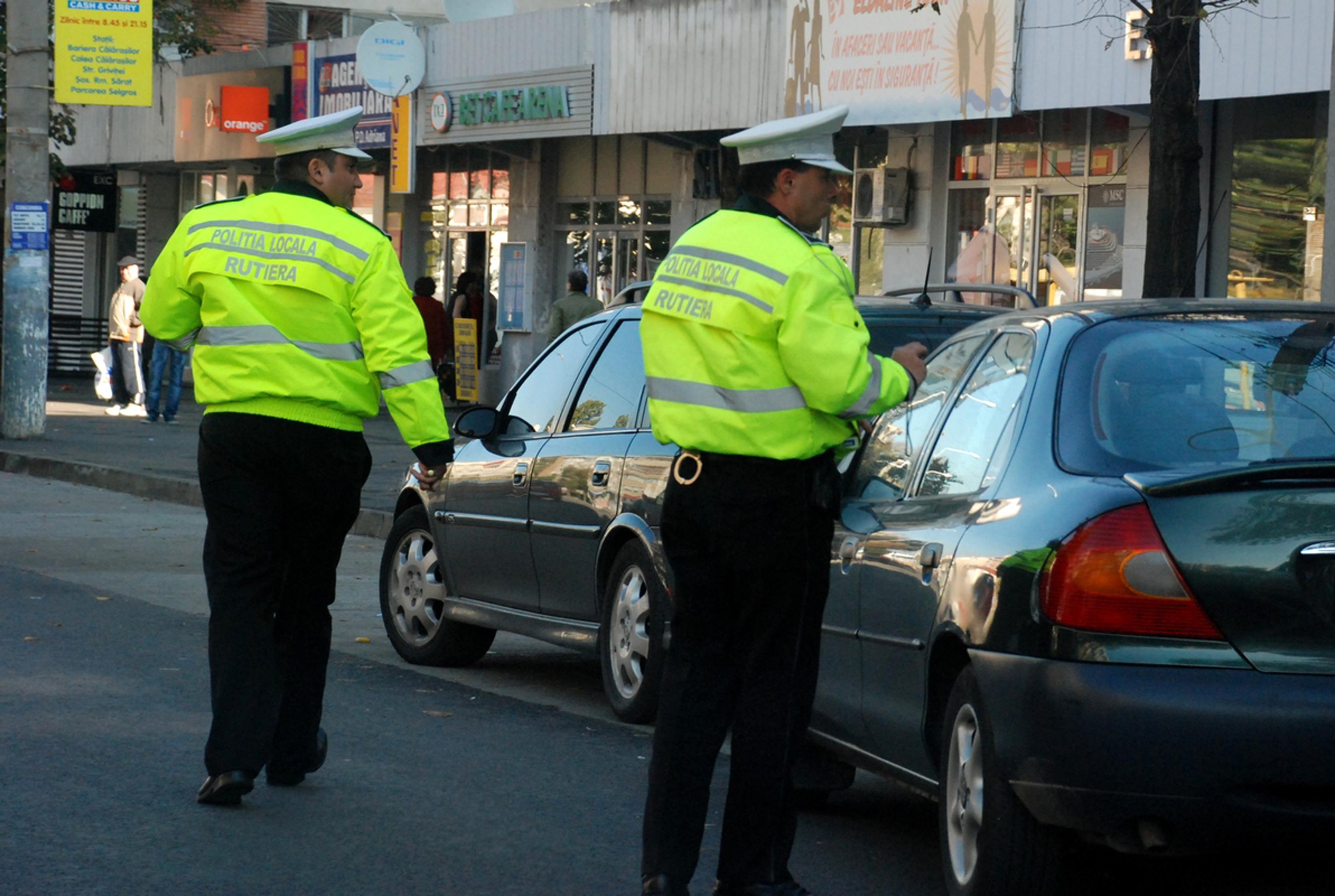 Amendă mare pentru persoanele care nu se legitimează &icirc;n fața polițiștilor sau jandarmilor. Legea a fost promulgată